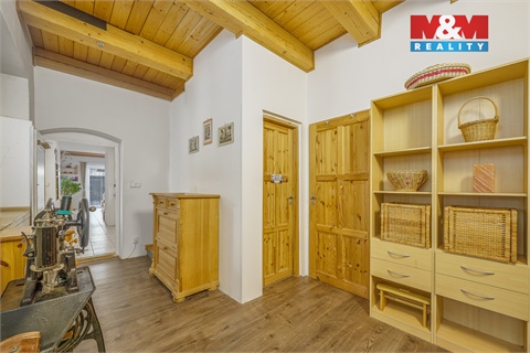 Prodej rodinného domu, 186 m² 8