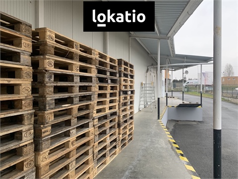 Pronájem skladu / haly, 850 m² - 2