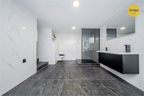 Prodej bytu 3+1, 98 m² 12