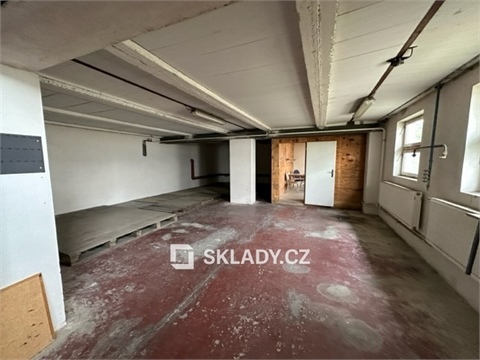 Pronájem skladu / haly, 635 m² - 2