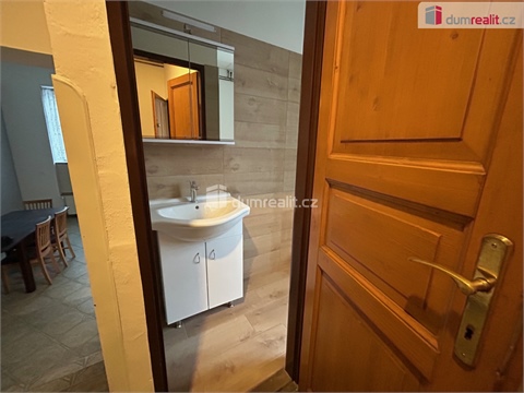 Pronájem bytu 2kk, 69 m² 10