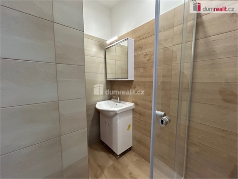 Pronájem bytu 2kk, 69 m² - 2