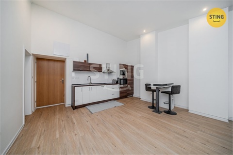 Pronájem bytu 2kk, 84 m² 2