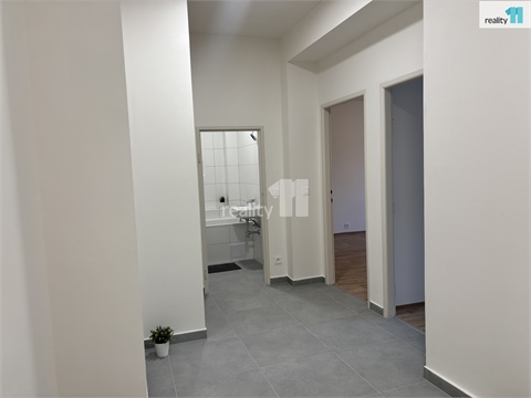 Pronájem bytu 3kk, 75 m² - 6