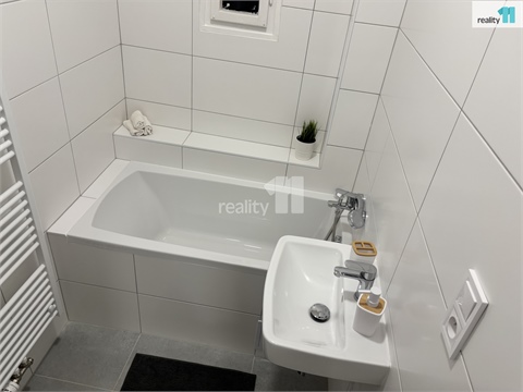 Pronájem bytu 3kk, 75 m² 8