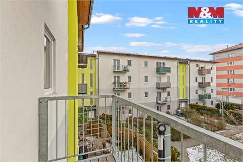 Prodej bytu 3kk, 67 m² - 16