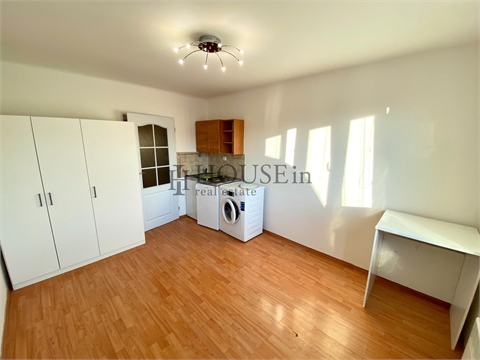 Pronájem bytu 1kk, 18 m² - 2