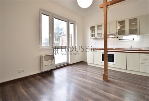 Pronájem bytu 2kk, 40 m² 0