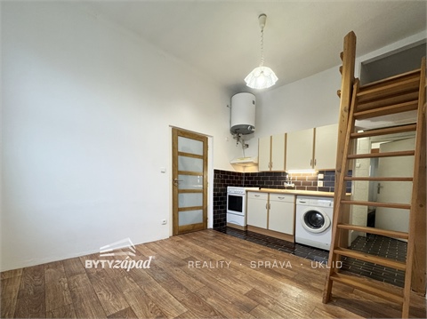 Pronájem bytu 2kk, 35 m² - 2