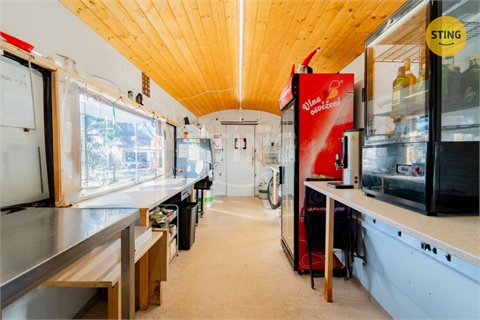 Prodej komerčního objektu, 80 m² 14