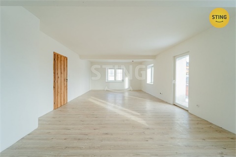 Prodej rodinného domu, 215 m² - 2