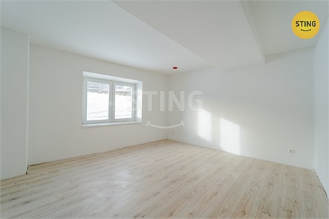 Prodej rodinného domu, 215 m² 8