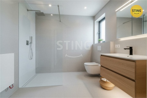 Prodej rodinného domu, 215 m² 26