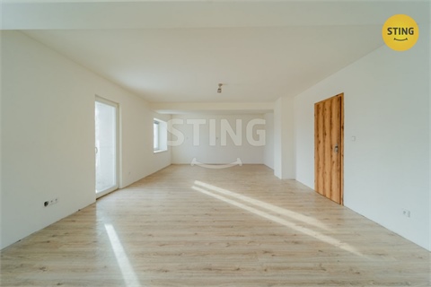 Prodej rodinného domu, 215 m² - 4