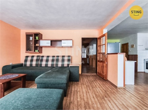 Prodej rodinného domu, 298 m² 2