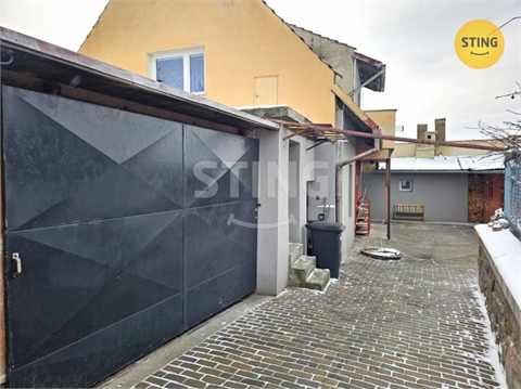 Prodej rodinného domu, 260 m² - 10