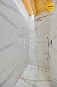 Prodej rodinného domu, 200 m² 8