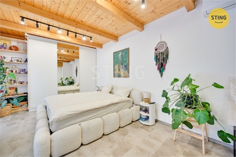 Prodej rodinného domu, 200 m² - 6