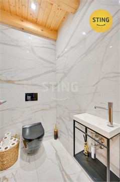 Prodej rodinného domu, 200 m² - 14