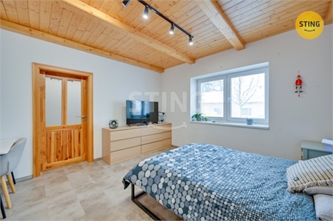 Prodej rodinného domu, 200 m² 8