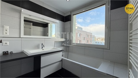 Pronájem bytu 4+1, 83 m² - 0