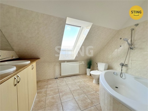 Prodej bytu 3kk, 95 m² 12