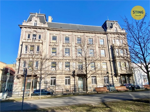 Prodej komerčního objektu, 2 050 m² - 0