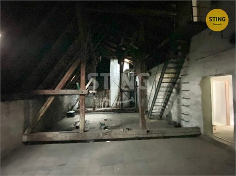 Prodej komerčního objektu, 2 050 m² 16