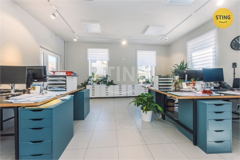 Prodej komerčního objektu, 880 m² - 2