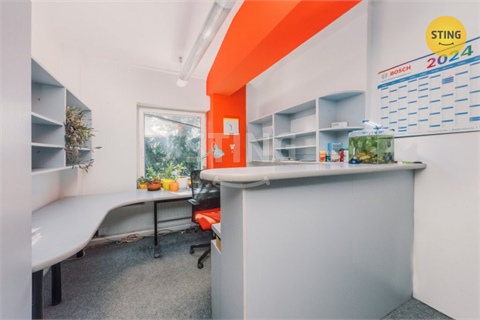 Prodej komerčního objektu, 880 m² - 8