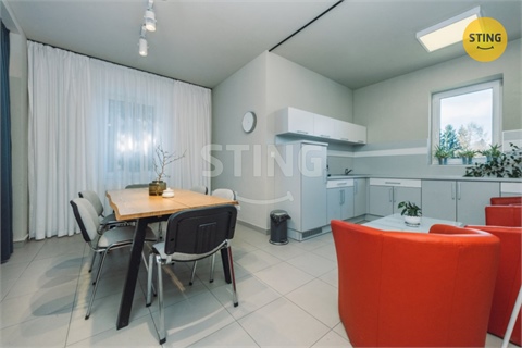 Prodej komerčního objektu, 880 m² - 4