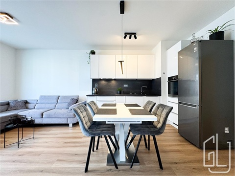 Pronájem bytu 2kk, 62 m² 0