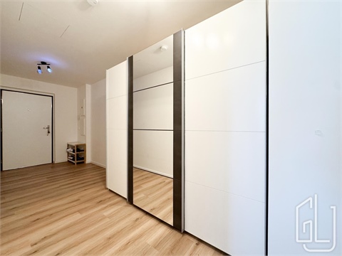 Pronájem bytu 2kk, 62 m² 8
