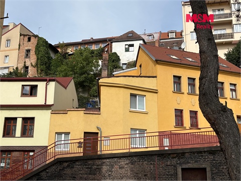 Prodej komerčního objektu, 300 m² - 0