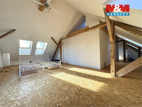 Prodej rodinného domu, 180 m² - 20