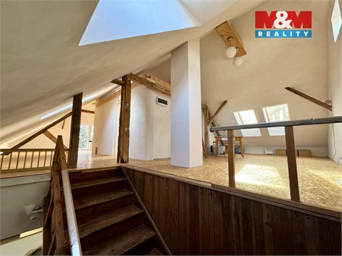 Prodej rodinného domu, 180 m² 18