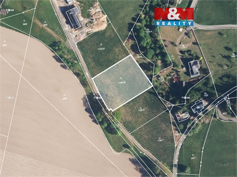 Prodej stavebního pozemku, 2 348 m² 0