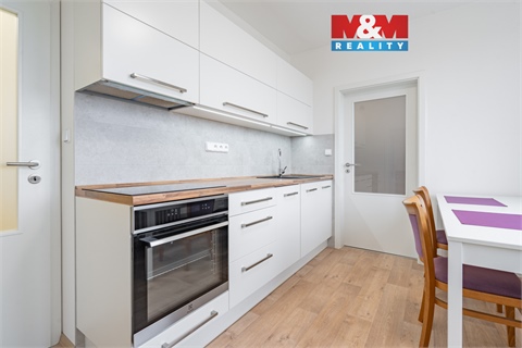 Prodej bytu 3+1, 72 m² 0