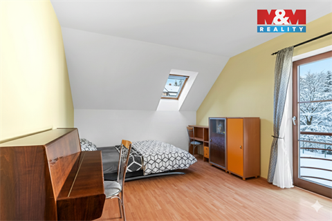 Prodej rodinného domu, 323 m² - 8