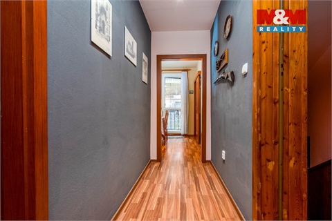 Prodej rodinného domu, 362 m² - 24