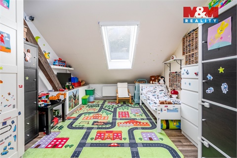 Prodej rodinného domu, 362 m² - 28