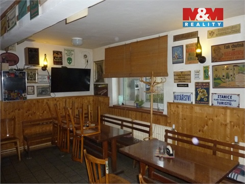 Prodej rodinného domu, 450 m² 14