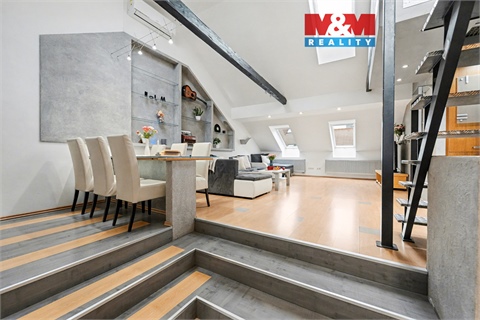 Prodej bytu 4kk, 126 m² 0