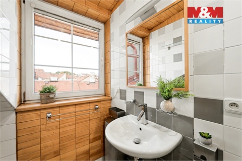 Prodej bytu 4kk, 126 m² - 18