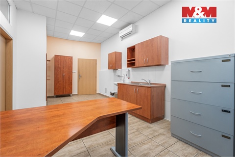 Pronájem obchodních prostor, 44 m² - 2