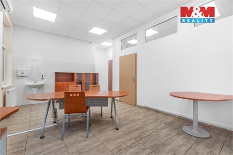 Pronájem obchodních prostor, 44 m² - 0