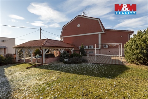 Prodej rodinného domu, 273 m² - 14