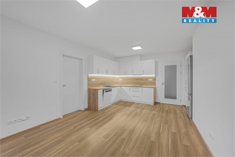 Pronájem bytu 3kk, 74 m² - 0