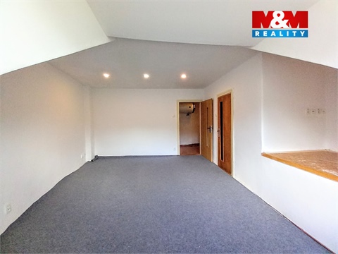 Pronájem bytu 2+1, 51 m² 2