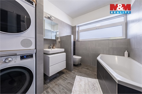 Prodej rodinného domu, 93 m² - 10